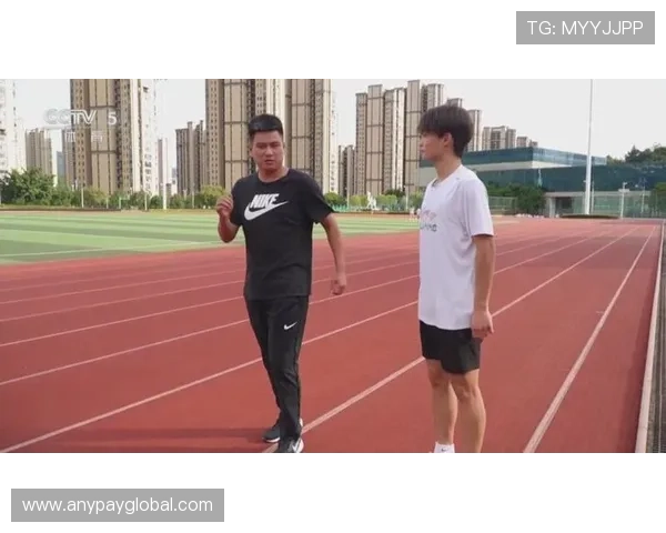 三代师徒情深托举赖建光亚青会双冠初战即巅峰